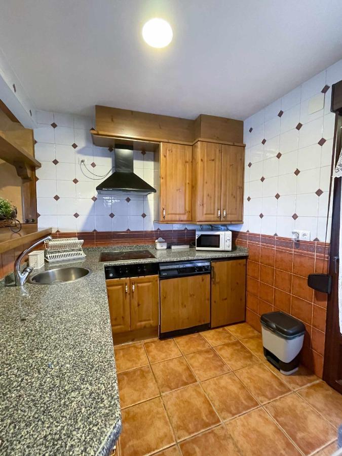 La Nava De Gredos Acogedor Piso Con Vistas Appartement Navarredonda de Gredos Buitenkant foto